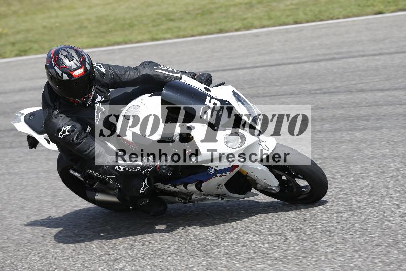 /27 12.06.2025 Ducati Schweiz Trackday Warmup  ADR/blau-bleu/25